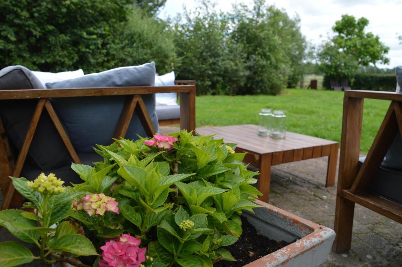 Bij Ons Op 20 Bed & Breakfast Nijeveen Eksteriør bilde